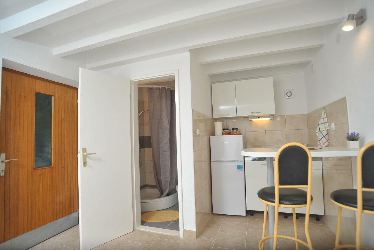 Apartments Sonia & Ana تروغير المظهر الخارجي الصورة