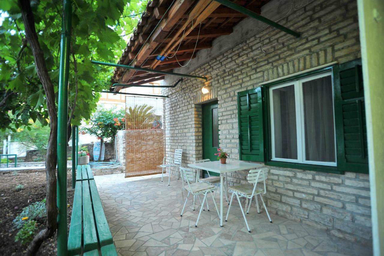 Apartments Sonia & Ana تروغير المظهر الخارجي الصورة